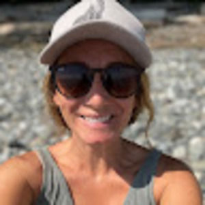 Meet your Posher, Shana